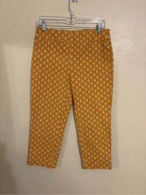 Chico’s So Slimming Size 1 Crop Pants Mustard Yellow Geometric Stretch